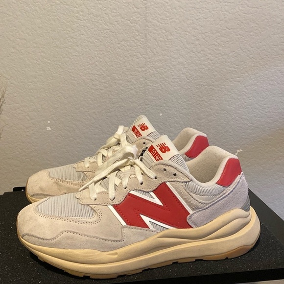 New Balance 57/40 moonbeam true red